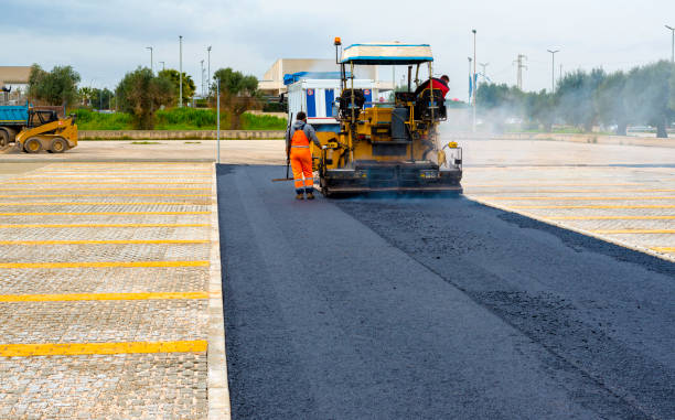 Best Professional Driveway Pavers  in Ellsworth, WI